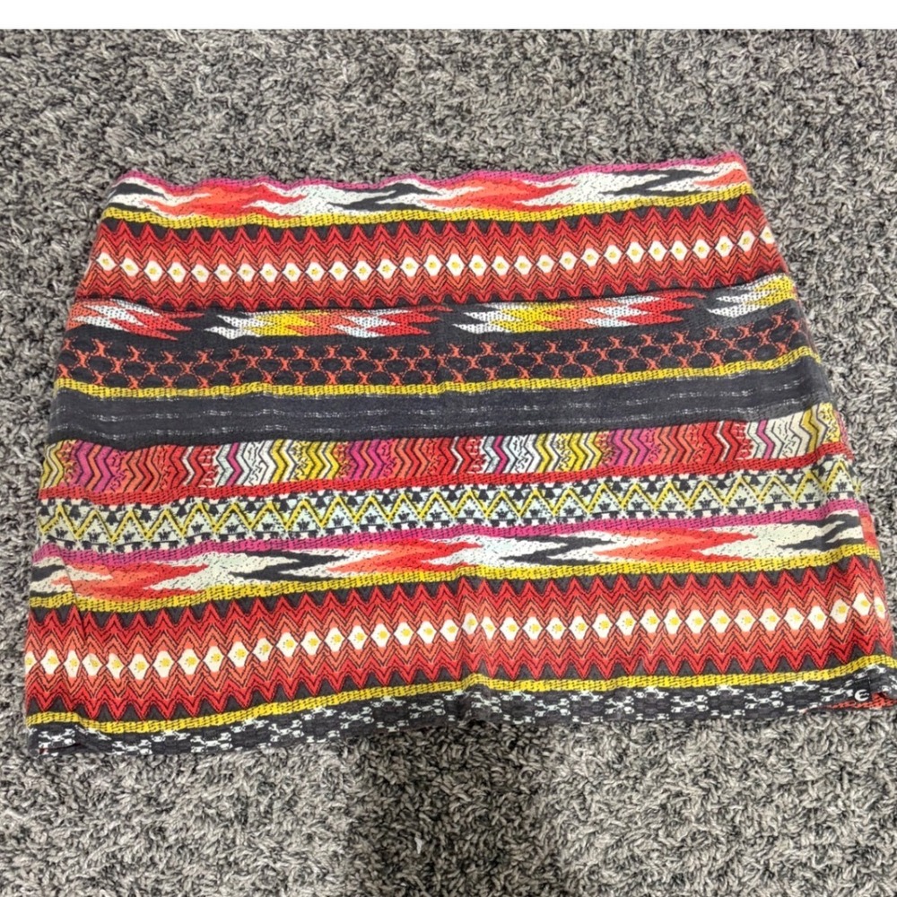 Billabong Womens Geometric Tribal Print Mini Skirt Red Orange Black Size L